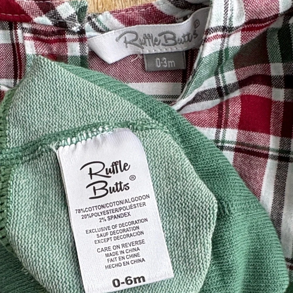 NWOT Ruffle Butts Girls Plaid Romper with Tights 0-3m